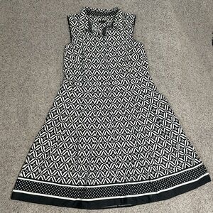 Talbots Black & White Cotton A-Line Dress with Pleats and Pockets size 16